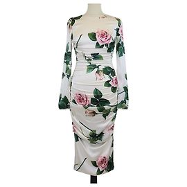 Robe midi froncée Dolce & Gabbana en soie avec imprimé Tropical Rose Blanc/Multicolore Blanc Multicolore