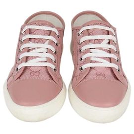 Sapatilhas baixas Gucci em canvas GG e pele rosa Rosa