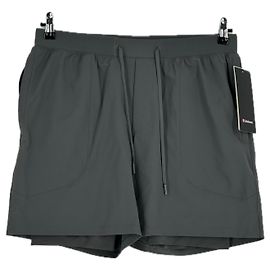 Autre Marque Lululemon Shorts Grau L Grau