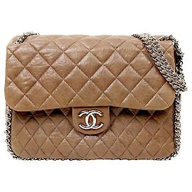 Chanel Bolsa de ombro acolchoada com corrente Marrom