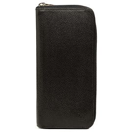 Portafoglio lungo Louis Vuitton Black Taiga Zippy Vertical Nero