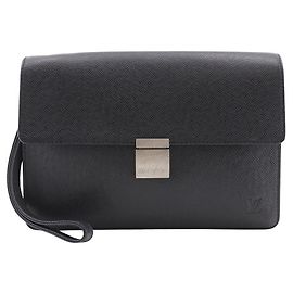 Louis Vuitton Selenga Pochette Couro Taiga Preto