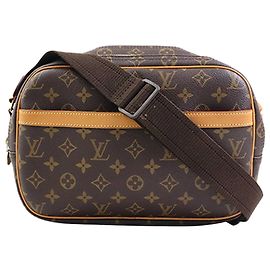 Bolsa Tiracolo Louis Vuitton Monogram Reporter PM Castanha Marrom