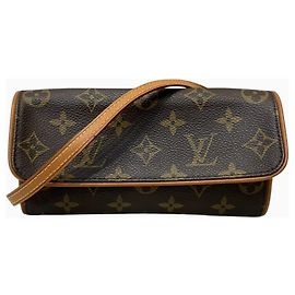 Bolsa de Ombro Louis Vuitton Pochette Twin PM Marrom