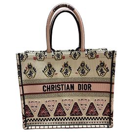 Christian Dior Sac Book Tote en Toile Brodée Marron Noir Rose Rouge Beige Vert