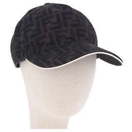 FENDI Zucca Canvas Baseball Cap Black Auth ki6782M Black