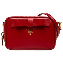 Sac Camera Prada Red Saffiano Vernice avec Nœud Rouge