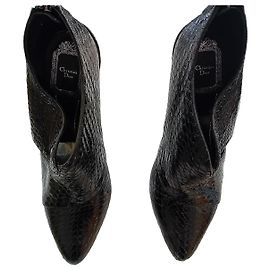 Botines Christian Dior de piel negra efecto serpiente Negro