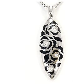 Autre Marque Collier en or blanc 18K et diamants Doré