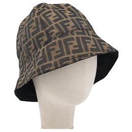 FENDI Zucca Canvas Bucket Hat Brown Black Auth 201009V Brown Black