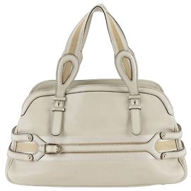 Saco Tote Gucci em couro marfim Cru