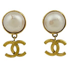 Boucles d'oreilles clips Chanel plaquées or Doré