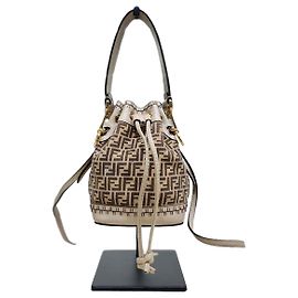 Fendi Borsa a Secchiello Montrezzo Bucket Mini a Spalla e Tracolla Marrone