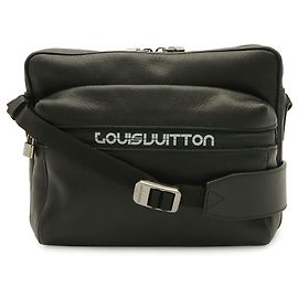 Louis Vuitton Taiga PM Schultertasche Schwarz Grau