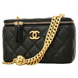 Chanel Matelassé Chain Shoulder Bag Black