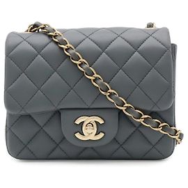 Chanel Matelasse Mini Flap Bag Grau