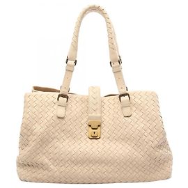 Saco Tote Bottega Veneta Intrecciato em couro bege Bege