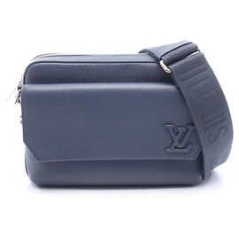Borsa a tracolla Louis Vuitton Fastline Messenger Aerogram Blu navy