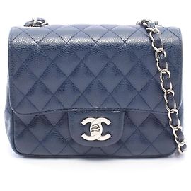 Borsa a tracolla Chanel Mini Matelassé in Navy Blu navy