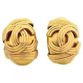 Chanel Gold Clip Earrings Golden