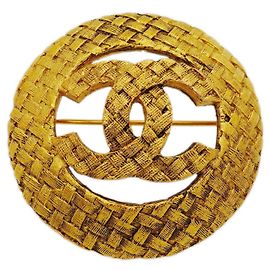 Chanel Gold Plated Brooch Golden