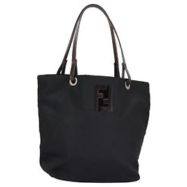Borsa a mano FENDI Nylon Black Auth ep6199 Nero
