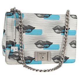Bolsa de ombro com corrente PRADA em couro azul prata Auth KD283M Prata Azul