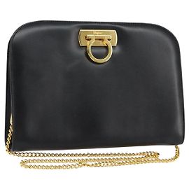 Borsa a tracolla Salvatore Ferragamo Gancini Chain in pelle nera e oro Auth BA7978 Nero D'oro