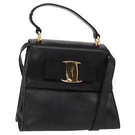Bolsa de mão Salvatore Ferragamo Vala em couro 2 vias Preto Ouro Auth BA8780 Preto Dourado