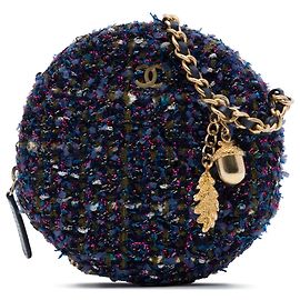 Chanel Bolsa tiracolo redonda em tweed acolchoado CC roxa Roxo
