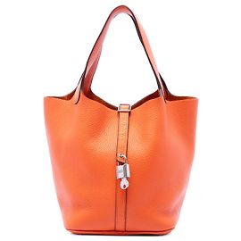 Hermès Orange Clemence Picotin Lock 22 Orange