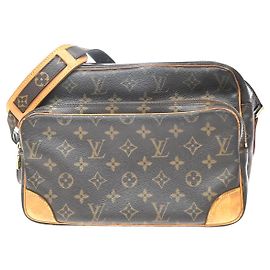 Louis Vuitton Nil Messenger Monogram Canvas 28 Braun
