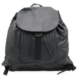 Bottega Veneta Intrecciato Rucksack Schwarz