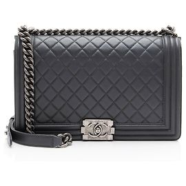 Sac Chanel Boy New Medium en agneau Gris