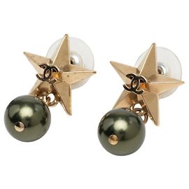 Brincos Chanel Coco Mark Star Motif Dourado Verde