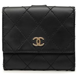 Carteira bi-fold Chanel Wild Stitch Coco Mark Preto