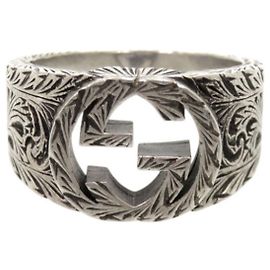 Anello Gucci Interlocking G Arabesque Argento