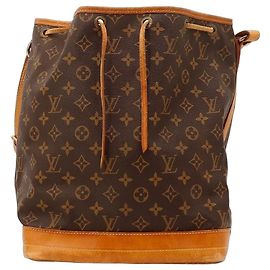 Bolso cubo Louis Vuitton Monogram Noe Castaño Monograma