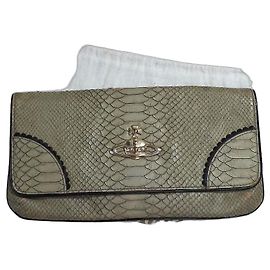 Vivienne Westwood Clutch grün Python Grün
