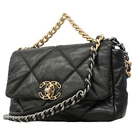 Bolsa Chanel em couro de bezerro preto Preto