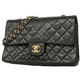 Borsa a tracolla Chanel Matelassé Nero