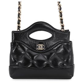 Borsa a tracolla Chanel Matelassé in pelle d'agnello Nero