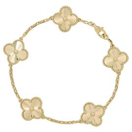Bracciale con Charm Alhambra Van Cleef & Arpels Altro