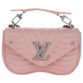 Louis Vuitton New Wave Chain Quilted Leather MM Rosa