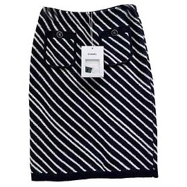 Falda Chanel de cachebra multicolor talla 36 Multicolor