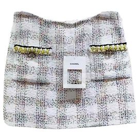 Jupe Chanel en Tweed Multicolore Taille 38 Multicolore