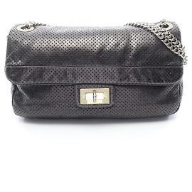Sac à épaule Chanel 2.55 perforé Noir