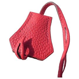 Hermès Kelly colgante de cuero rojo clochette Roja