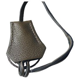 Hermès Leather Clochette and Zipper Pull for Kelly or Birkin Khaki