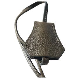 Hermès Kelly/Birkin Bag Charm Bell and Puller - Khaki Grained Leather Khaki